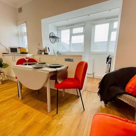 Flat In The Heart Of Leigh On Sea Less Than 2 Miles From The Beach Σάουθεντ-ον-Ση Εξωτερικό φωτογραφία