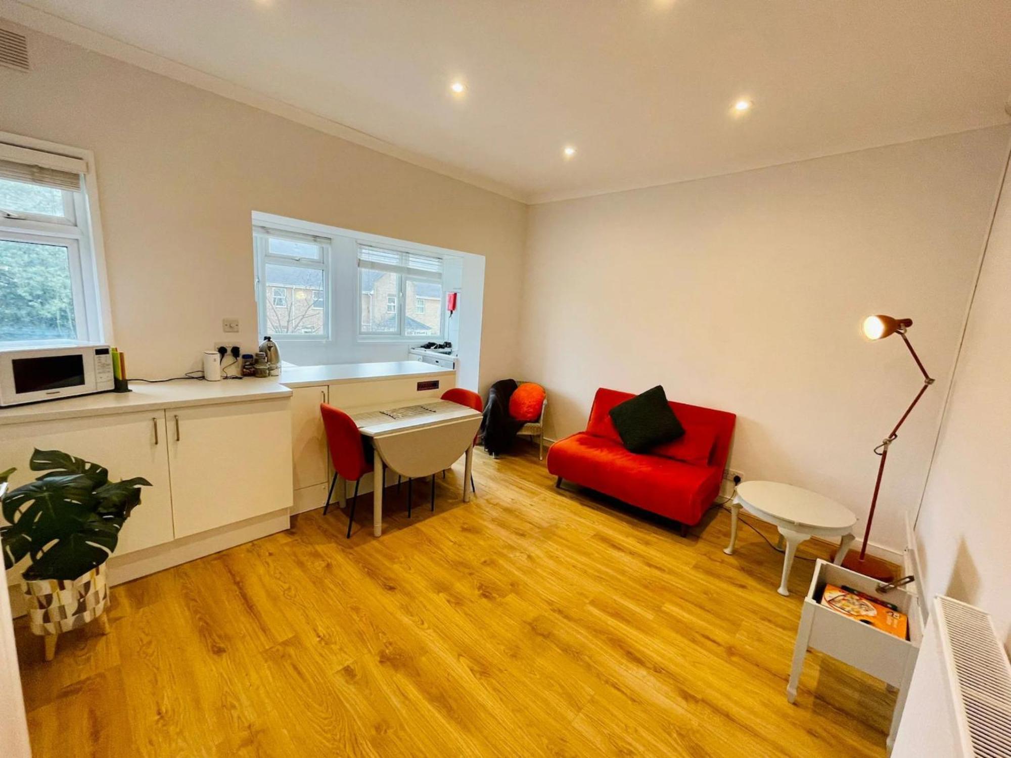 Flat In The Heart Of Leigh On Sea Less Than 2 Miles From The Beach Σάουθεντ-ον-Ση Εξωτερικό φωτογραφία